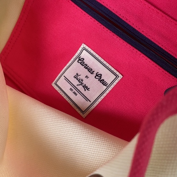 Pink Thirty One Canvas Crew tote bag. Great for the beach! - Picture 4 of 9